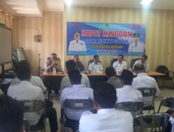 Kapolsek Pebayuran Hadiri Acara Rapat Minggon Tingkat Kecamatan 