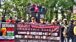 26 Organisasi Pers dan Advokat Unjuk Rasa di Mako Polres Metro Bekasi