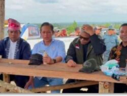 Bupati H Zukri bersama Gubernur Riau dampingi menteri LHK 