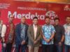 Ancol Meriahkan HUT RI ke-80 dengan Merdeka Ria Atraksi Pantai, Parade Budaya, hingga Pengibaran Bendera di Akuarium Hiu