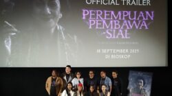 Trailer dan Poster Resmi Perempuan Pembawa Sial