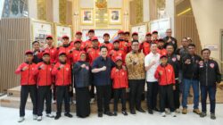 PALU SELECTION DI DUKUNG FOSSBI SULTENG TAMPIL DI TURNAMEN SEPAK BOLA INTERNASIONAL SINGA CUP .