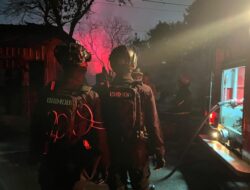 Brimob Metro Jaya Sigap Amankan Kebakaran SPBE di Bekasi, Situasi Cepat Terkendali